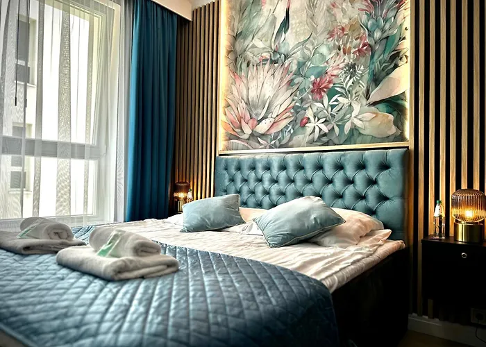 Ingalaxy Black Apartment
